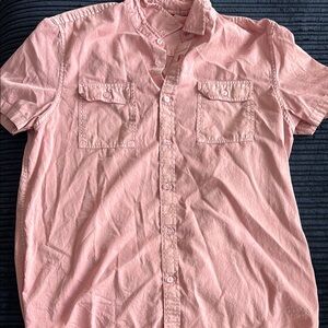 GUESS Men's Pink Short Sleeve Shirt